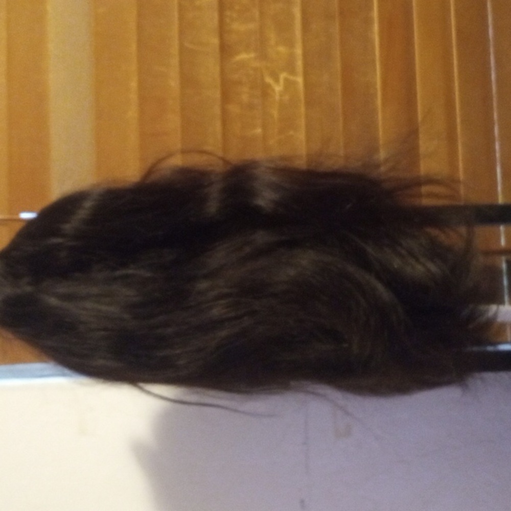 Wig - Picture 2 of 3